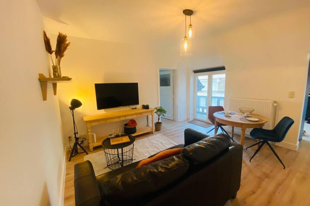 Recently Renovated Appartement 150M From The Beach De Haan Exterior foto